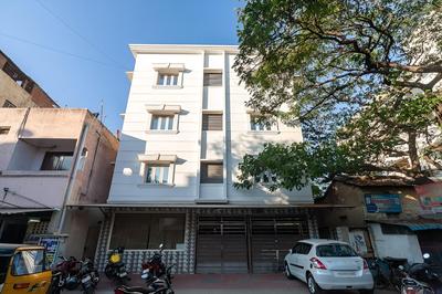 SPOT ON 37272 Alfa Palace