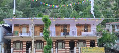 The Kuber Hotel & Restaurant
