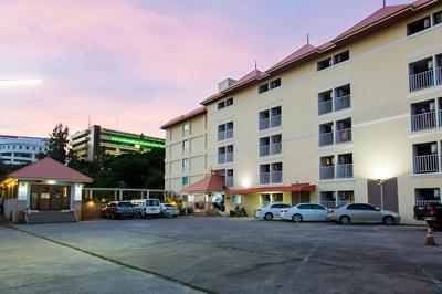 OYO 227 Suchaya House