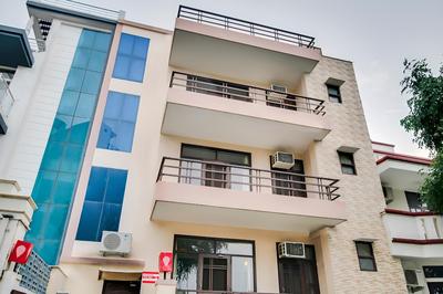 OYO Flagship 423 Artemis Hospital