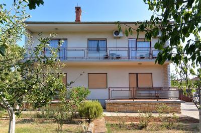 Apartment 1947