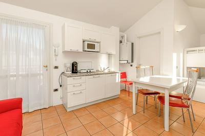 Porto Letizia Begonia 7