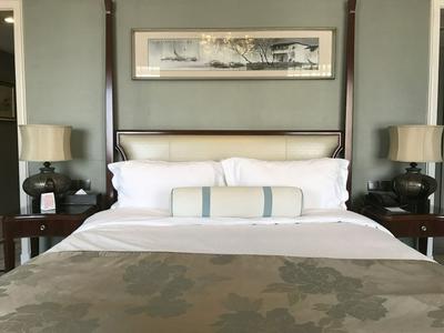 The Bund Riverside Hotel