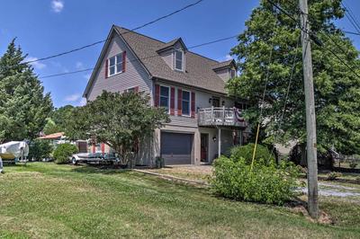 Canal-front Getaway w/ Deck & Dock in Ocean City