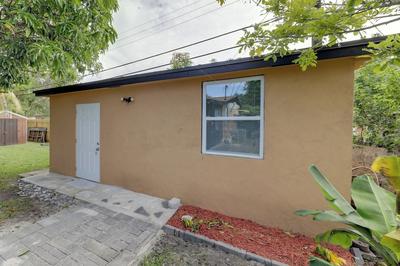 Pet-friendly Fort Lauderdale Home: 8 Mi to Beach!