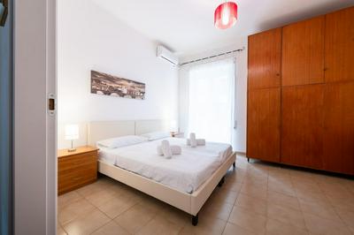 Lori House in Rome With 2 Bedrooms and 1 Bathrooms