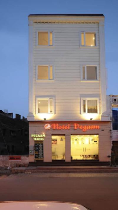 Goroomgo Pegaam palace Amritsar