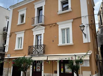 Bari LandLord 8