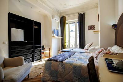 Gran Via Suites The Palmer House