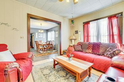 Steps to Root River: Home w/ Large Yard!