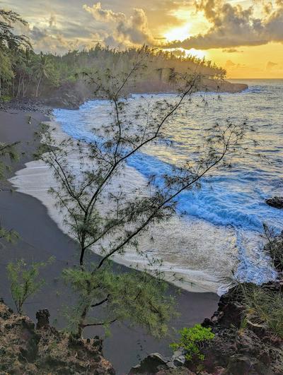 Kehena Mauka Nui LGBTQ Clothing Optional, a hotel in Pahoa, Hawaii