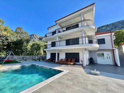 Apartment in Croatia Near Adriatic Coast