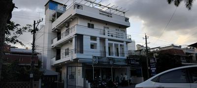 SLV Aashraya Apartment Stay