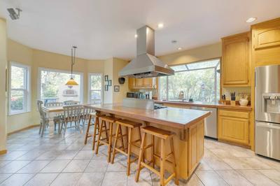 Valley of the Moon by Avantstay Tranquil Escape, Large Yard w/ Hot Tub & Fire Pit
