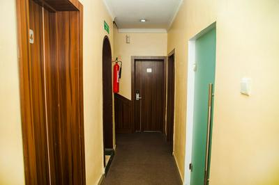 CribVille Hotel & Suites