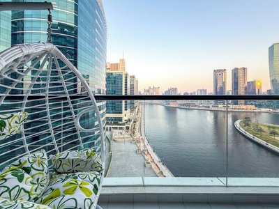 DAMAC Bay's Edge by DVH Luxe Retreats