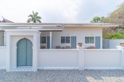 KW by Trava Boutique Hotel