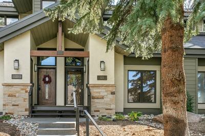 125 Ridgepoint  3 Bedroom Townhouse by RedAwning