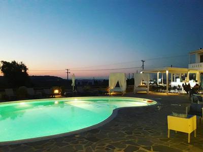 Naxos Mare Studios