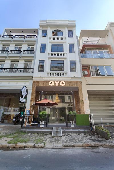 OYO 136 Aparthotel 75