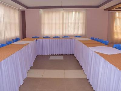 TRIPLINQ HOTEL & RESORT