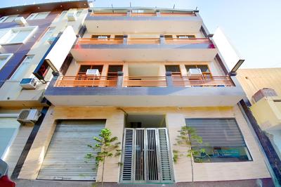 OYO 38733 The Sai Palace