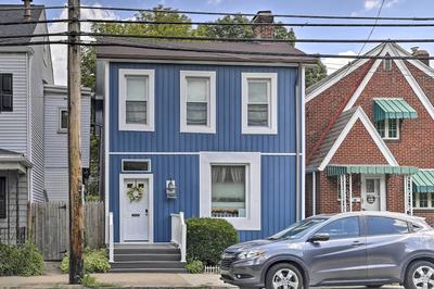 Walk to Walnut St: Pet-friendly Pittsburgh Home!