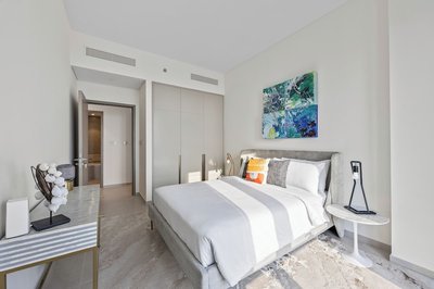 Luxury City Stay Near Mall and Pool