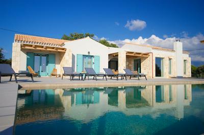 Exclusive Sea View Villa Madelaine