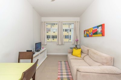 Apto com Wifi e Tima Localiza o Laranjeiras RJ