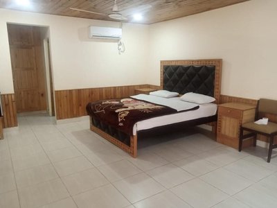 Mountain Inn Hotel Chitral