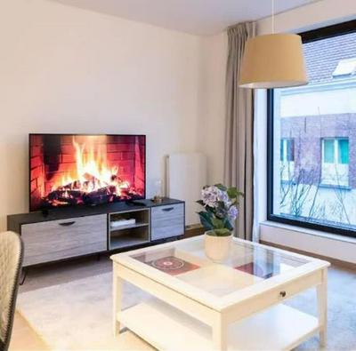 Spacious 3BR 2/5 BA Near Diamond District by Oneluxstay