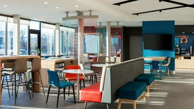 avid hotel Coralville Iowa City by IHG