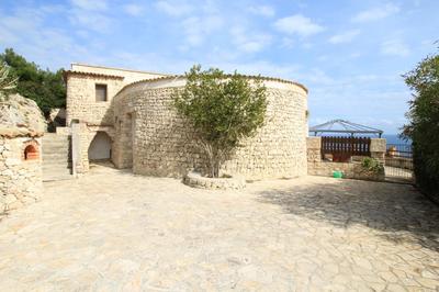 Gabbiano Pool Residence