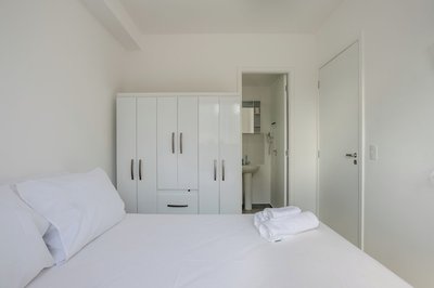 Complete Stay With Pool, Near the Metro and Praca da Se APS