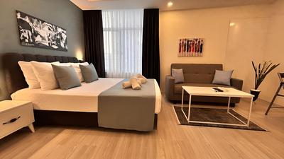 Hadrians Tower Apart Otel