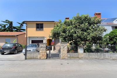 Apartment 1933