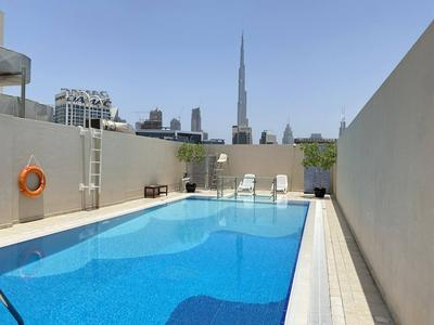 Lux BnB I Mayfair Tower I Sky line Views
