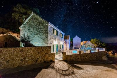 Holiday Home Rustic