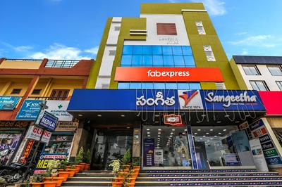 FabHotel Delight Inn