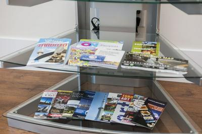 Velvet Stays – CN Tower and Convention Center