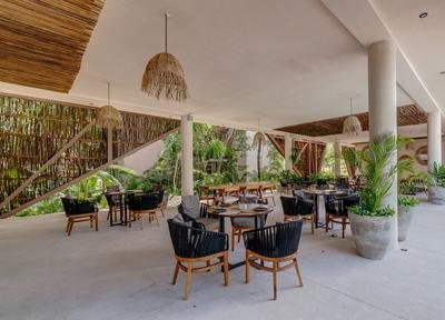 Condo Ophelia by mYYc