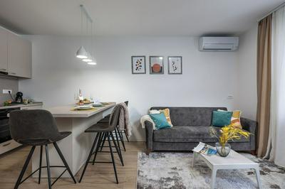 City Apartment Nurli Near Beach