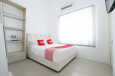 Capital O 1888 Griya RW Family Guest House