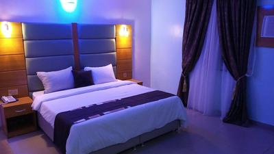 De'Bliss Gold Hotel & Suite