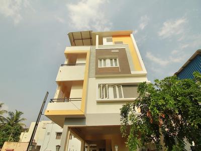 OYO 12798 Soundaryam Apartments