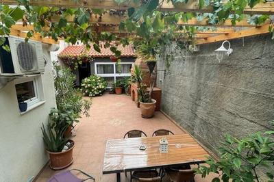 Apartments Mavi - Two-bedroom Apartment With Terrace and City View