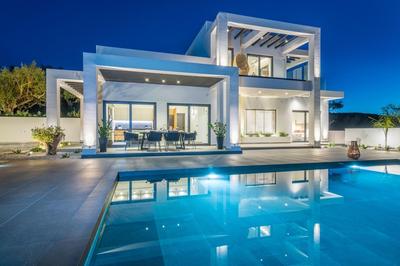 Villa Elysian in Psarou