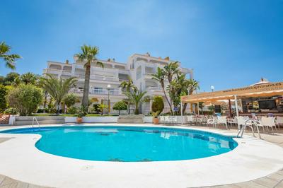 Apartamentos Turísticos Las Rosas de Capistrano