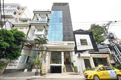 Queen Hotel Saigon Airport